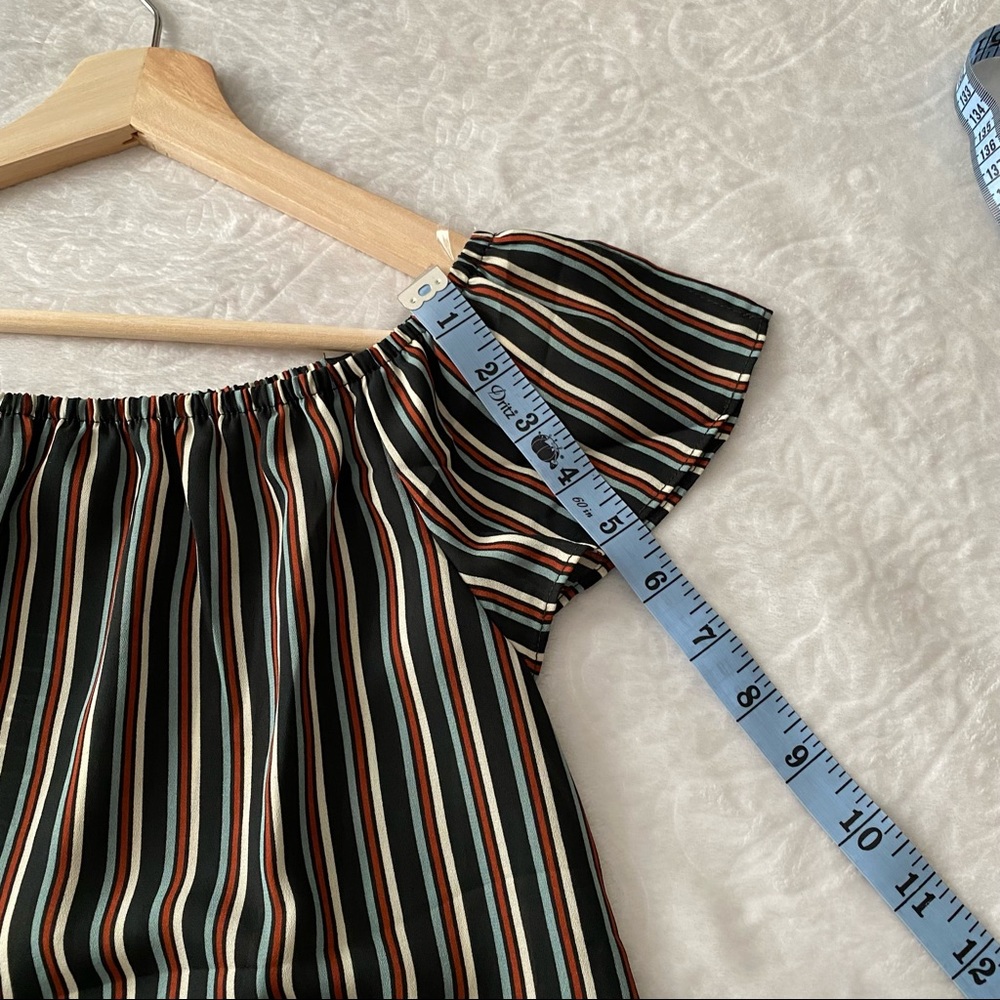 NWT Cropped Semi Sheer Stripe Top - Picture 5 of 9